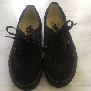 Black vans NEVER WORN